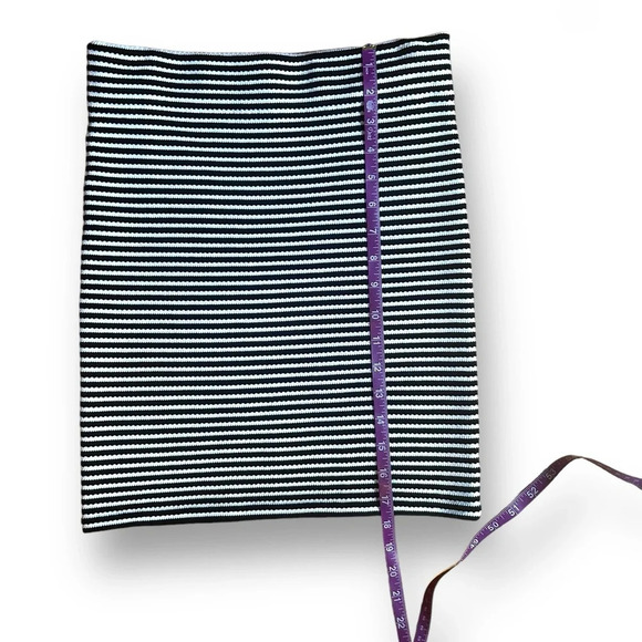THEORY Charlot B Enchanted bandage mini skirt black white striped size Small Y2K - Picture 3 of 8